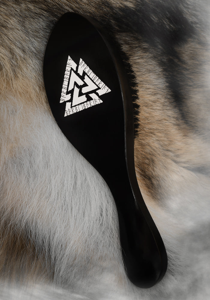 Brosse à Barbe Noire en Poils de Sanglier BARBEBARIAN ÉDITION VALKNUT