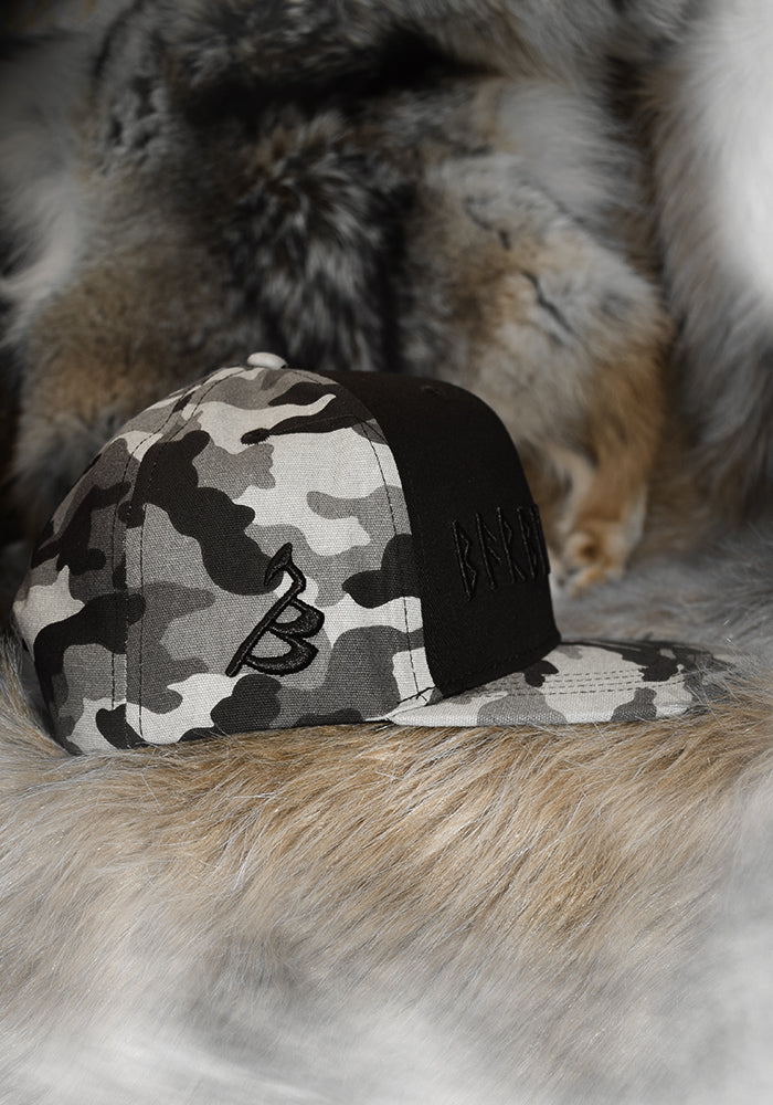 Casquette Noire Camo SnapBack BARBEBARIAN ÉDITION BIND RUNE