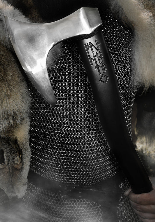 Hache Viking BARBEBARIAN - BLACK FUTHARK + Étui Noir en Cuir BIND RUNE BARBEBARIAN