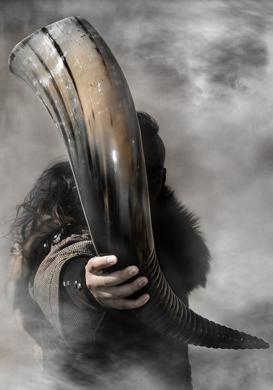 Big Corne à Boire gravée Viking 4 L + Supports (Métal et Cuir)